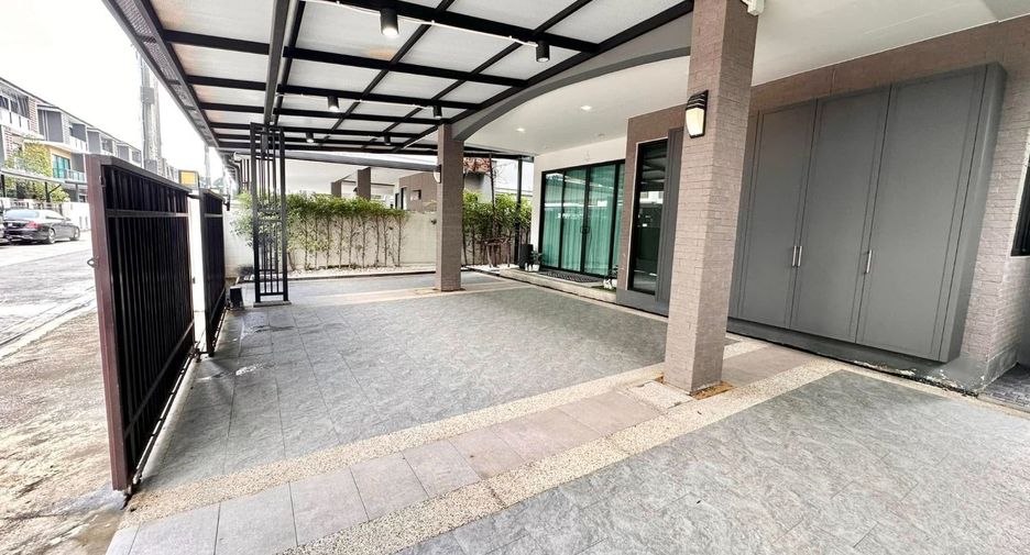 Luxurious 5-bedroom, 5-bathroom house for rent and sale at Supalai Essence Suan Luang. Fully furnished, brand new. Rent at THB 230K/month or own it for THB 29M.