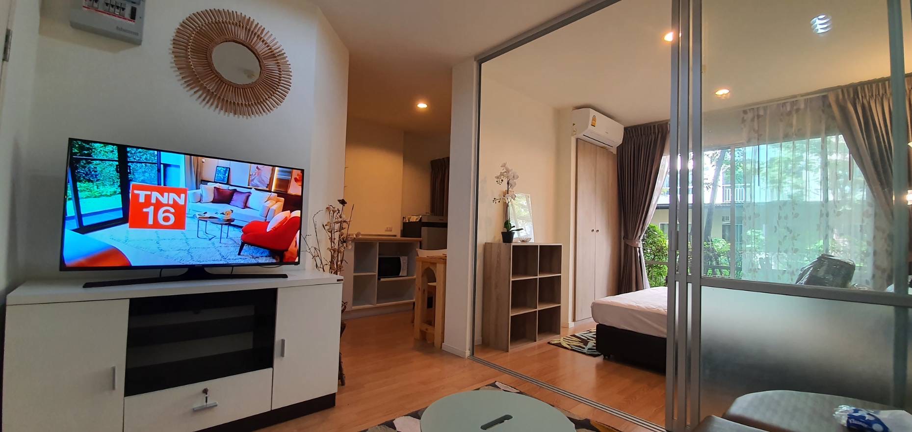 1-Bedroom, 1-Bathroom Condo for Rent or Sale at LPN Onnut-Pattanakarn, 34.28 sqm, ฿9,500/month or ฿2,150,000, Near BTS On Nut, Fully Furnished