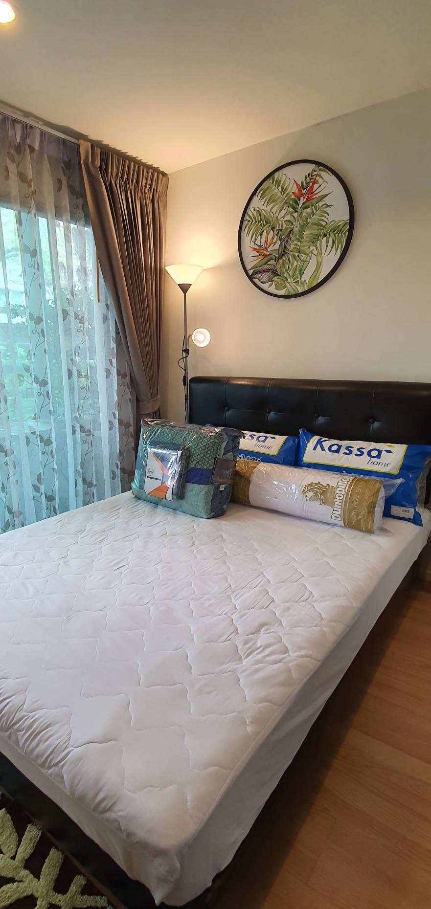 1-Bedroom, 1-Bathroom Condo for Rent or Sale at LPN Onnut-Pattanakarn, 34.28 sqm, ฿9,500/month or ฿2,150,000, Near BTS On Nut, Fully Furnished