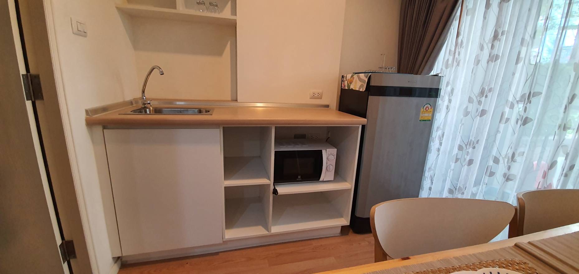 1-Bedroom, 1-Bathroom Condo for Rent or Sale at LPN Onnut-Pattanakarn, 34.28 sqm, ฿9,500/month or ฿2,150,000, Near BTS On Nut, Fully Furnished