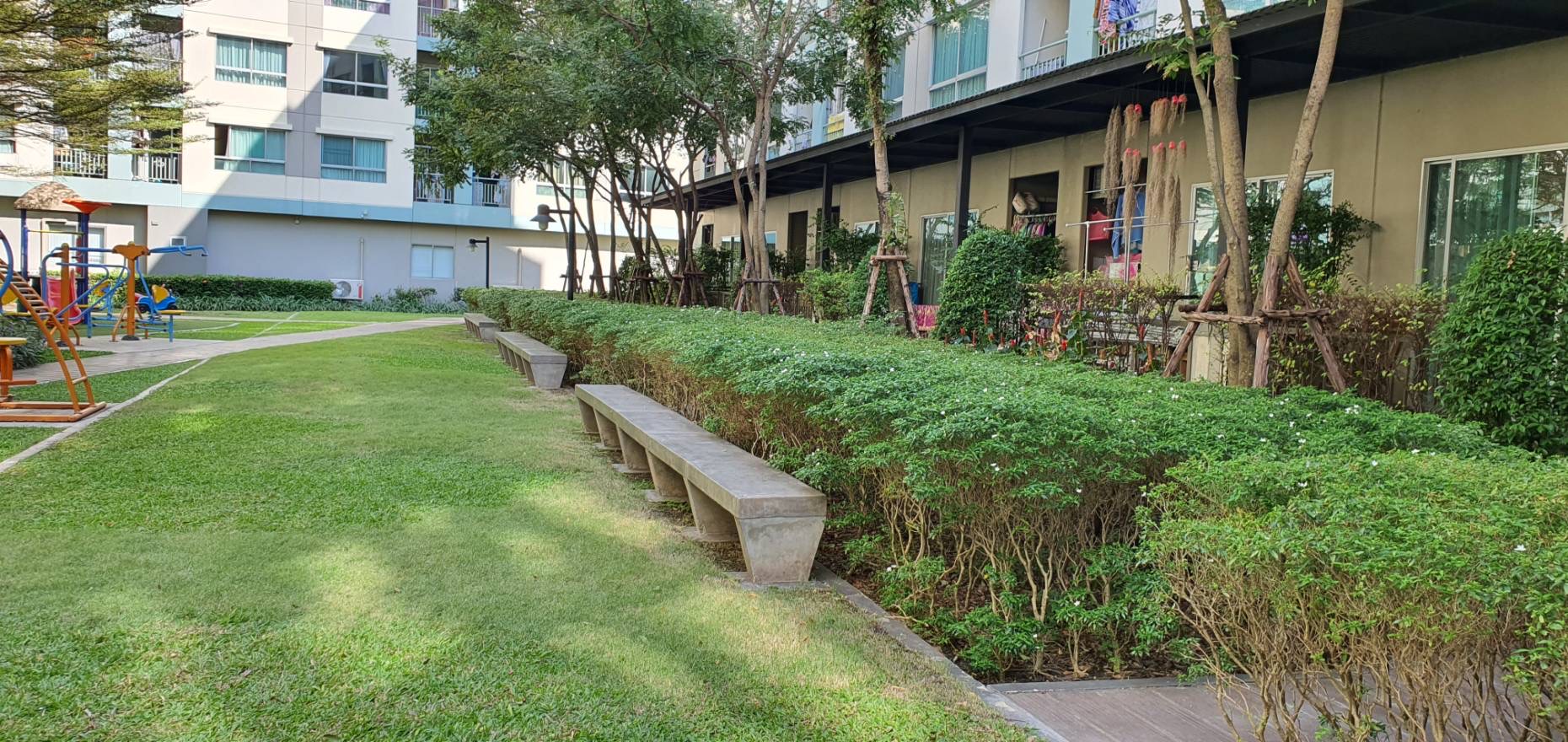 1-Bedroom, 1-Bathroom Condo for Rent or Sale at LPN Onnut-Pattanakarn, 34.28 sqm, ฿9,500/month or ฿2,150,000, Near BTS On Nut, Fully Furnished