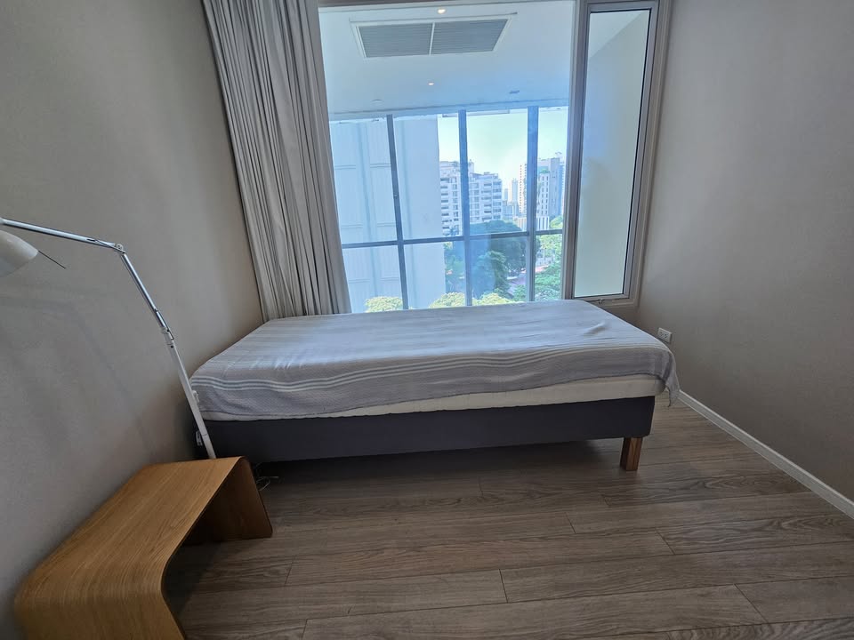 Luxurious 2-bedroom condo for rent at The Room Sukhumvit 21. Spacious 125sqm unit with premium furnishings, near BTS Asoke & Terminal 21. Rent: THB 75,000/month