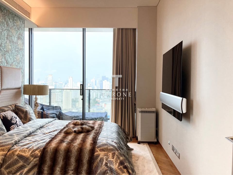 3-Bedroom, 5-Bath Penthouse at TELA Thonglor, 347.37 sq.m, Fully Furnished, City Views, For Sale at ฿250,000,000, Near Thong Lo BTS