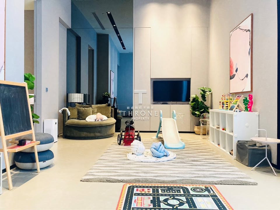 3-Bedroom, 5-Bath Penthouse at TELA Thonglor, 347.37 sq.m, Fully Furnished, City Views, For Sale at ฿250,000,000, Near Thong Lo BTS