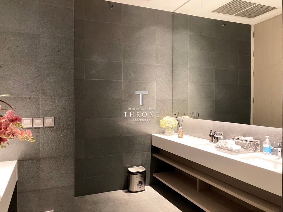 3-Bedroom, 5-Bath Penthouse at TELA Thonglor, 347.37 sq.m, Fully Furnished, City Views, For Sale at ฿250,000,000, Near Thong Lo BTS