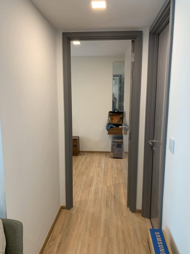 Rent a fully furnished 1-bedroom condo at Taka Haus, Ekkamai. 44 sqm, 5th floor, 21,800 THB/month. Modern amenities, close to BTS Ekkamai, Gateway Ekkamai