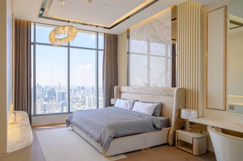 Luxurious 3-BR Condo at The ESSE Asoke, 157 sqm, high floor with panoramic views. Rent: 180,000 THB/month or Sale: 60M THB. Prime location near BTS Asok.