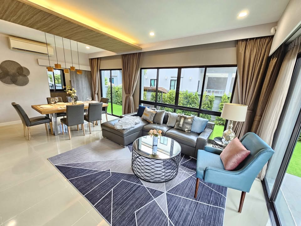 5-Bed, 4-Bath House for Rent at Baan Lumpini Suan Luang Rama 9, 216 sqm, ฿105,000/month – Near Suan Luang Rama 9 MRT, Pet-Friendly, Family-Friendly
