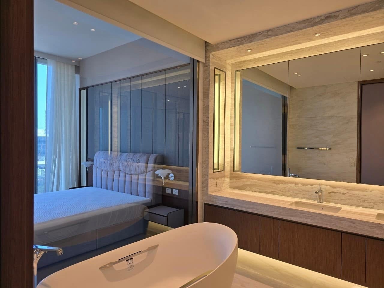 Luxury 3-bed, 3-bath condo at Scope Langsuan, 241 sqm, for rent at 480,000 THB/month. Prime location near BTS Ploenchit, with top-tier amenities and security.