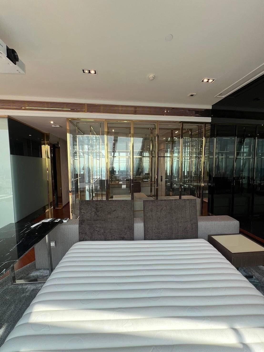 Rent this luxurious 3-bedroom, 4-bathroom penthouse at MARQUE Sukhumvit, 297 sqm, with private pool and elevator. Available for 700,000 THB/month. Prime location