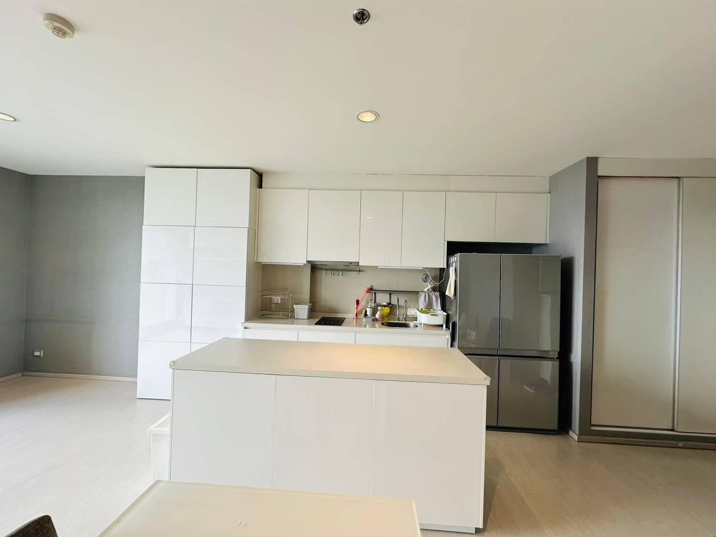 Modern 2-bed, 2-bath condo at Rhythm Sukhumvit 42, 79 sqm. Rent for 65,000 THB/month, fully furnished, near Ekkamai BTS. Great amenities and location!