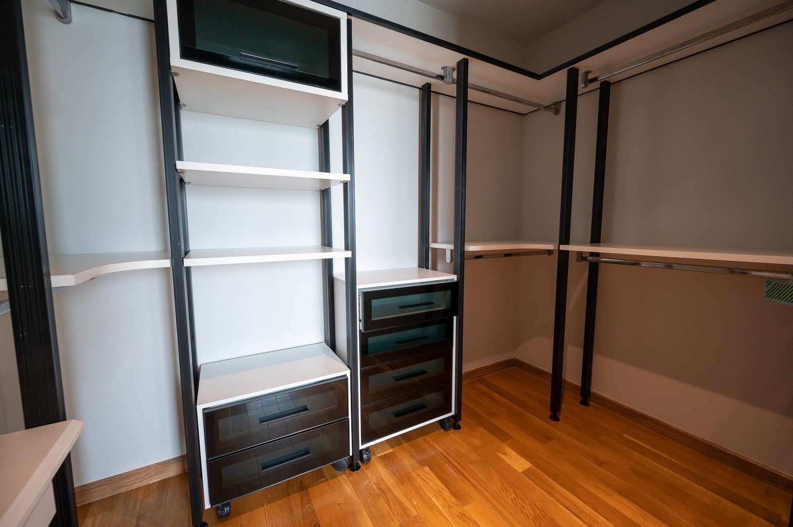 Spacious 2-bed, 2-bath condo at Emporio Place, 105 sqm, fully furnished. For rent at 55,000 THB/month. Great location near Phrom Phong BTS and malls.