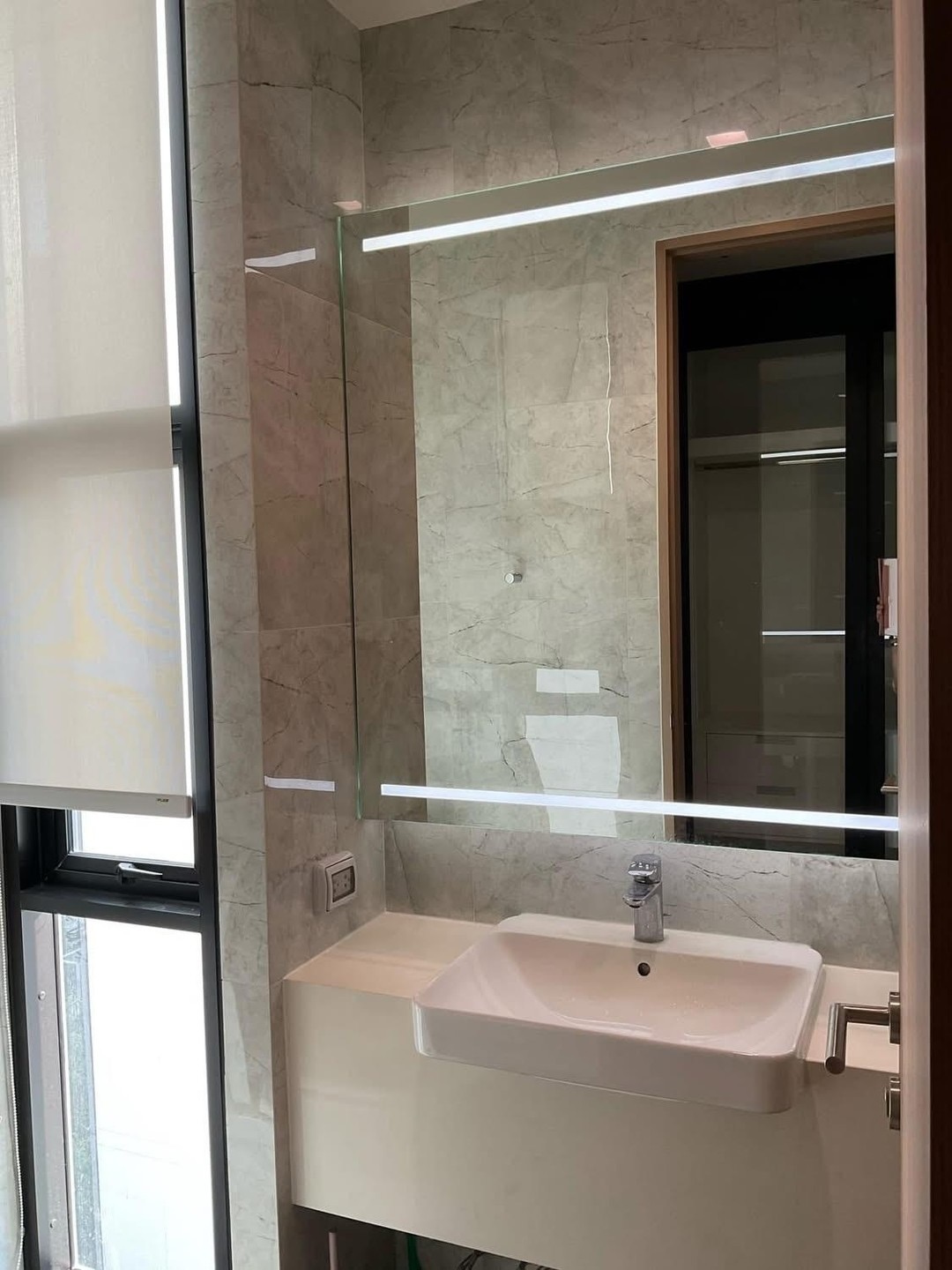 1-Bed 1-Bath condo at Noble Around Sukhumvit 33, 36 sqm, fully furnished, 33,000 THB/month. Near BTS Phrom Phong. Contact Best BKK Condos for more details.