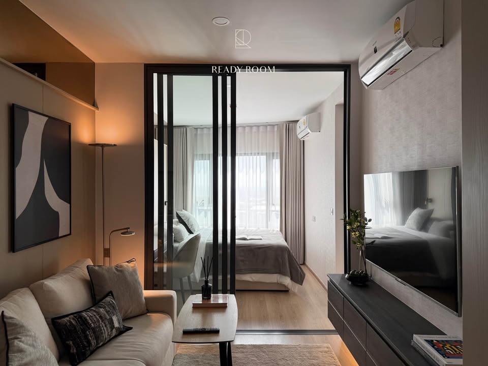 1-Bed 1-Bath condo at Life Rama 4-Asoke, 30 sqm, fully furnished, 22,000 THB/month. Near MRT Sirikij, great amenities. Contact Best BKK Condos for details.