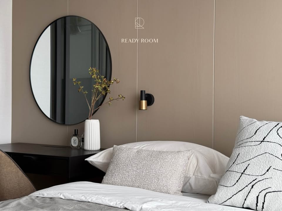 1-Bed 1-Bath condo at Life Rama 4-Asoke, 30 sqm, fully furnished, 22,000 THB/month. Near MRT Sirikij, great amenities. Contact Best BKK Condos for details.