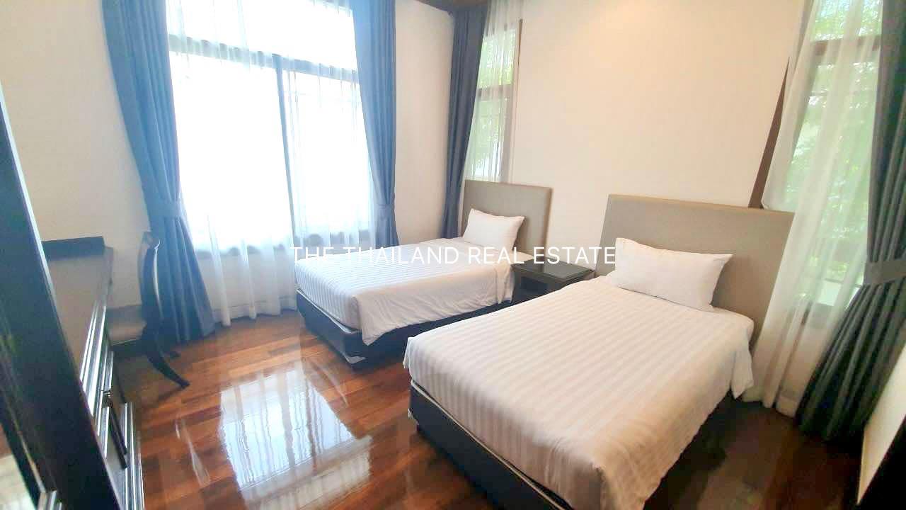 Luxurious 4-bedroom house for rent at L&H Villa Sathorn. Pet-friendly, private pool, and garden. Prime location near BTS Chong Nonsi. Rent for 200,000 THB/month