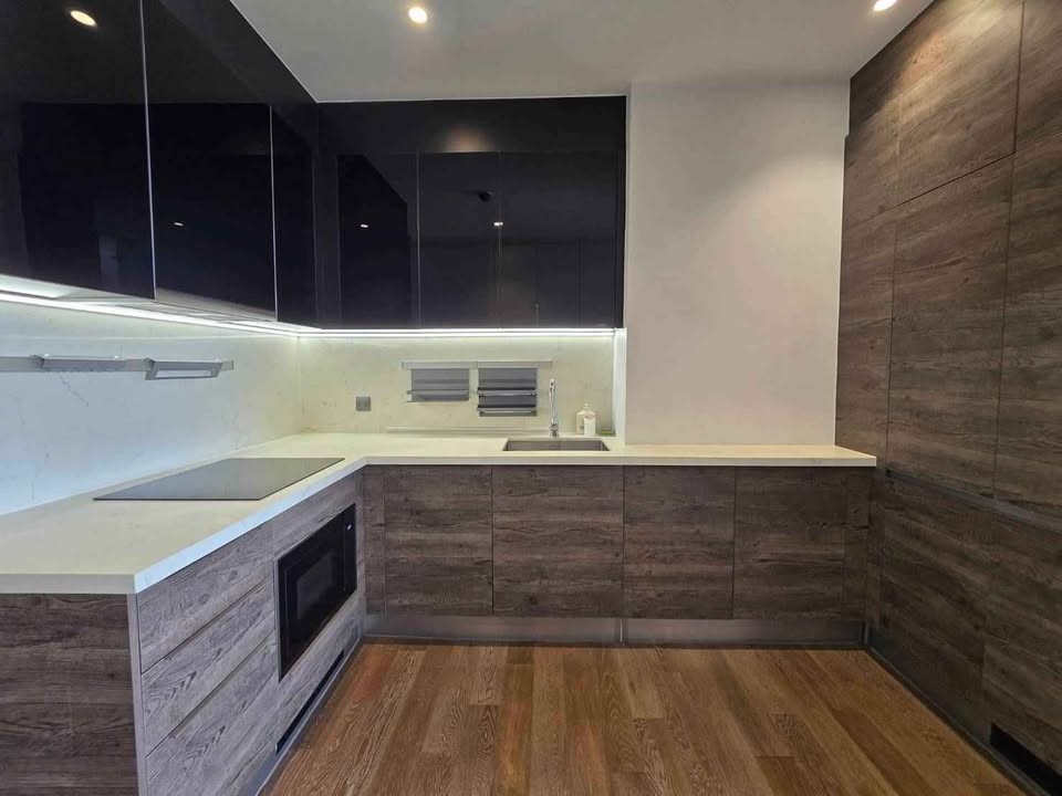 2-Bed, 2-Bath, 113.62 sqm Condo at Muniq Langsuan, Lumphini – Stunning Park Views, Fully Furnished, ฿160,000/month, Near BTS Chidlom & Ratchadamri
