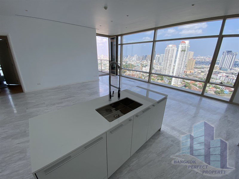 2-Bed, 3-Bath Condo for Rent/Sale at Four Seasons Private Residence, 138.39 SQM, Chao Phraya River Views, BTS Saphan Taksin, Rent 240,000 THB/month, Sale 57M THB