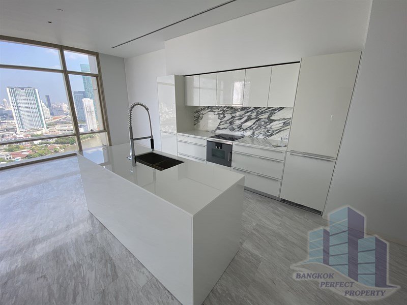 2-Bed, 3-Bath Condo for Rent/Sale at Four Seasons Private Residence, 138.39 SQM, Chao Phraya River Views, BTS Saphan Taksin, Rent 240,000 THB/month, Sale 57M THB