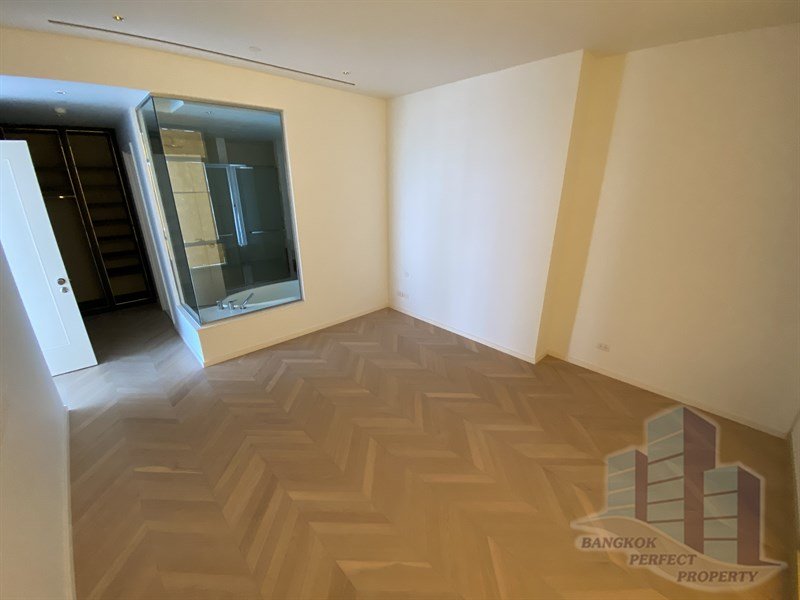 2-Bed, 3-Bath Condo for Rent/Sale at Four Seasons Private Residence, 138.39 SQM, Chao Phraya River Views, BTS Saphan Taksin, Rent 240,000 THB/month, Sale 57M THB