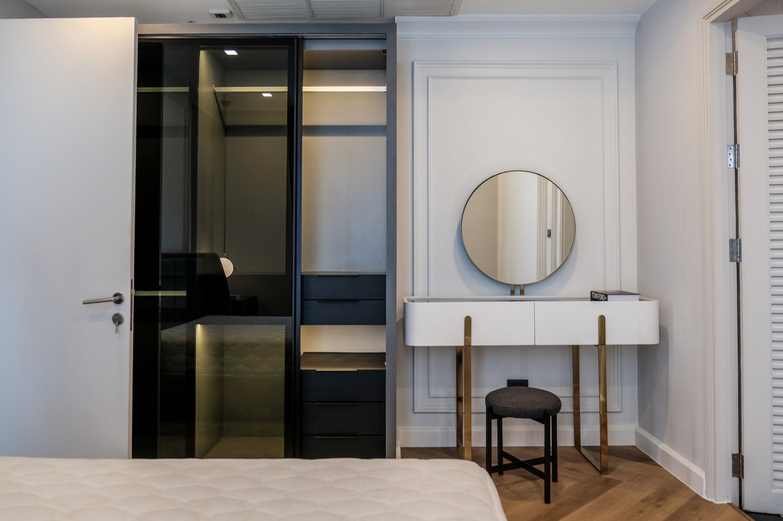 3-Bedroom 2-Bathroom 155 sqm Condo at Nusasiri Grand Condo for Rent 90,000 THB/month