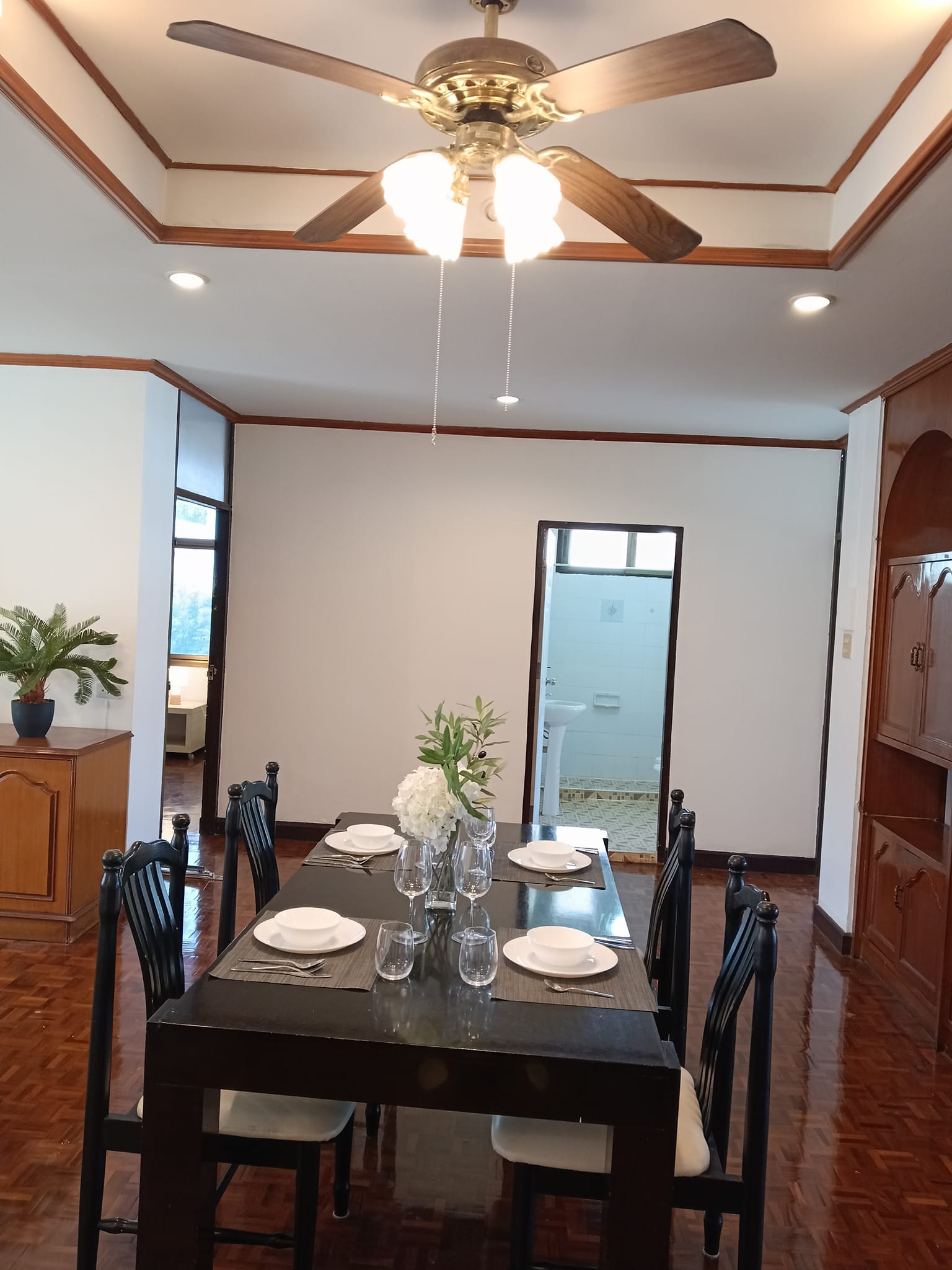 4-Bedroom, 2-Bathroom Apartment for Rent at Swasdi Mansion, Sukhumvit 31 – 200 sqm, Pet-Friendly, Near BTS Asok, Only ฿55,000/month