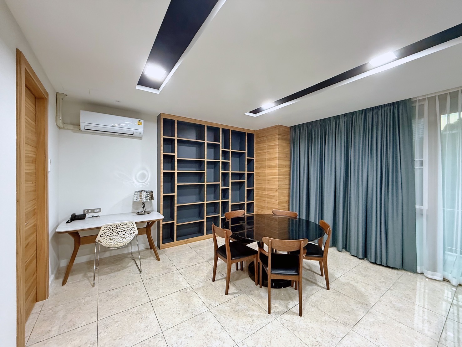 2-Bedroom, 2-Bathroom, 139 sqm Condo for Rent at Ficus Lane – 85,000 THB/month, Near Phra Khanong BTS