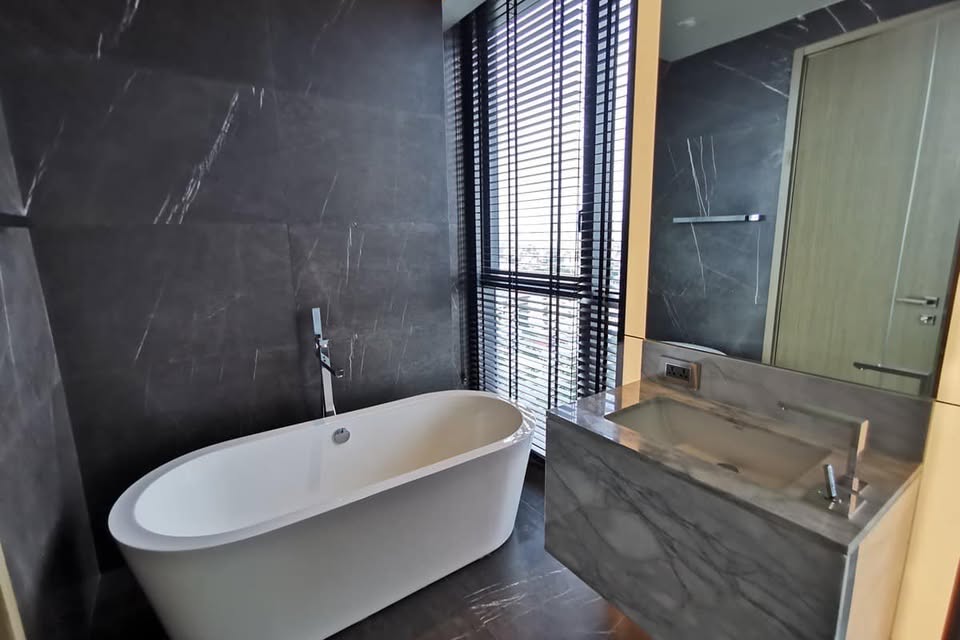 2-Bed, 3-Bath Condo for Sale at The Monument Thonglor – 125 sqm, 39,500,000 THB, Near Thonglor BTS