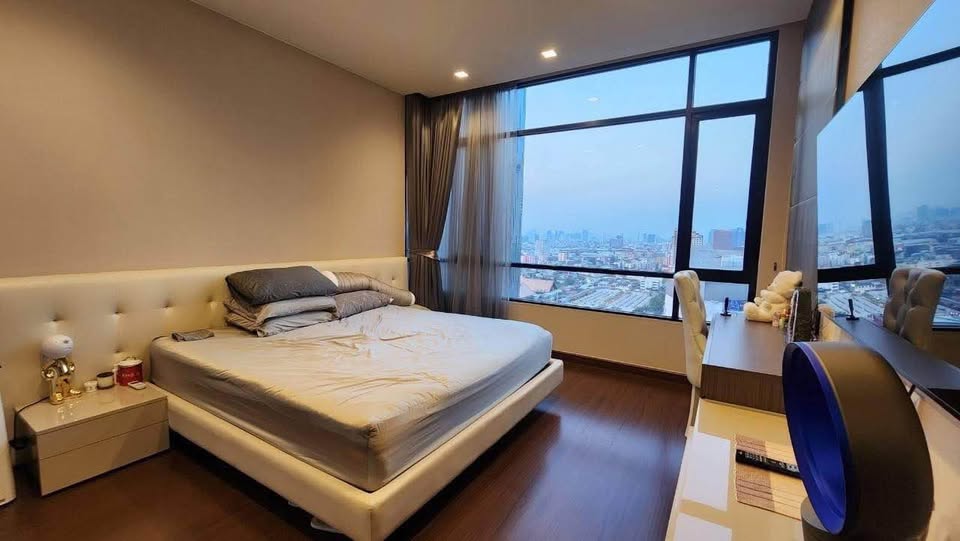 2-Bed, 2-Bath Condo for Rent/Sale at Ivy Ampio, 82 sq.m, Near MRT Cultural Center, Rent: ฿60,000/month, Sale: ฿17,000,000, Huai Khwang, Bangkok
