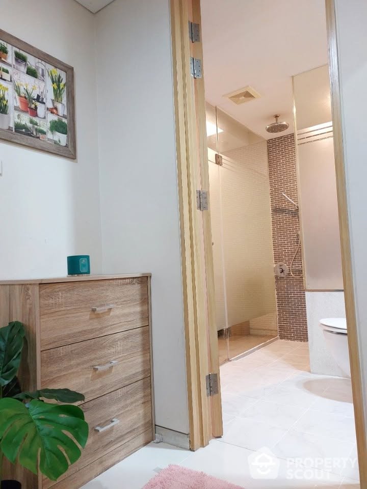 1-Bed, 1-Bath Condo for Rent/Sale at Siamese Gioia, Sukhumvit 31 – 50 sqm, Garden View, Rent ฿25,000/month, Sale ฿5,200,000, Near Phrom Phong BTS