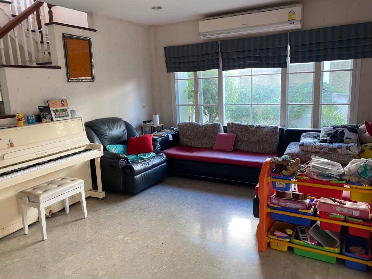 5-Bedroom, 3-Bathroom House for Sale at Nantawan Village-Phra Rama 9-Onnut, 300 sq.m., ฿11,200,000 – Near On Nut BTS, Prawet, Bangkok