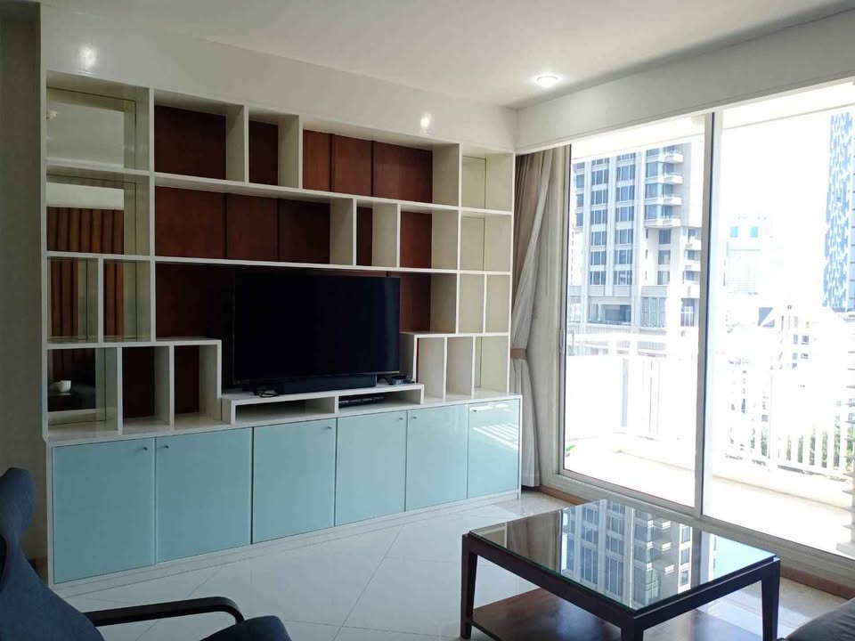 Spacious 2-Bedroom Condo for Rent at The Empire Place Sathorn. Fully furnished, 100 sqm, 7th floor. Prime location near BTS Chong Nonsi. Rent: 45,000 THB/month