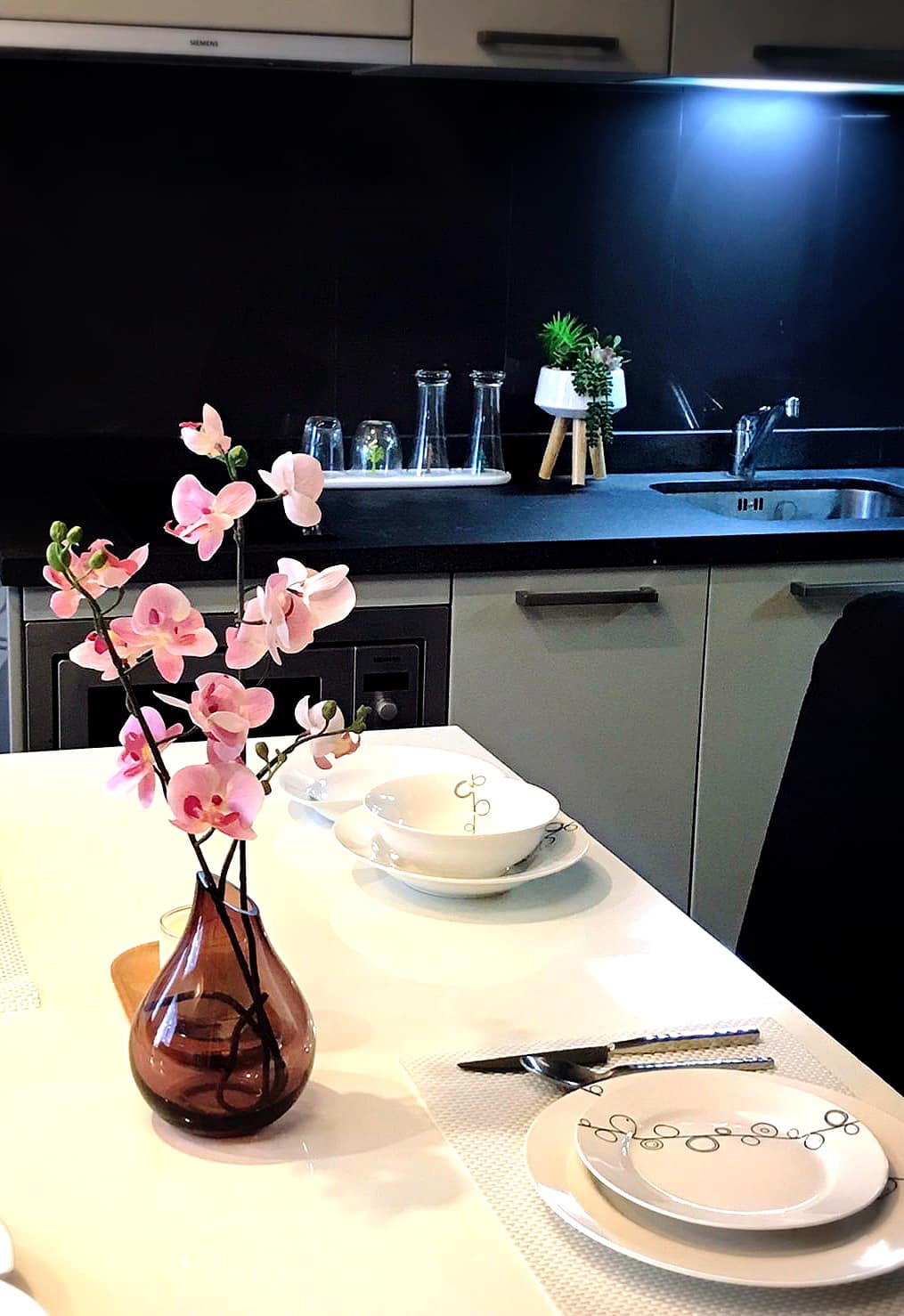 1-Bed, 1-Bath 58sqm Condo at QUATTRO by SANSIRI for Rent near BTS Thong Lo, ฿50,000/month