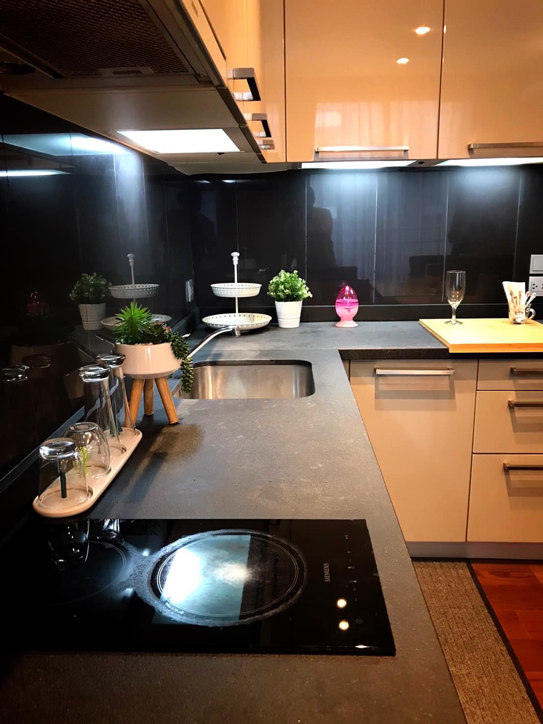 1-Bed, 1-Bath 58sqm Condo at QUATTRO by SANSIRI for Rent near BTS Thong Lo, ฿50,000/month