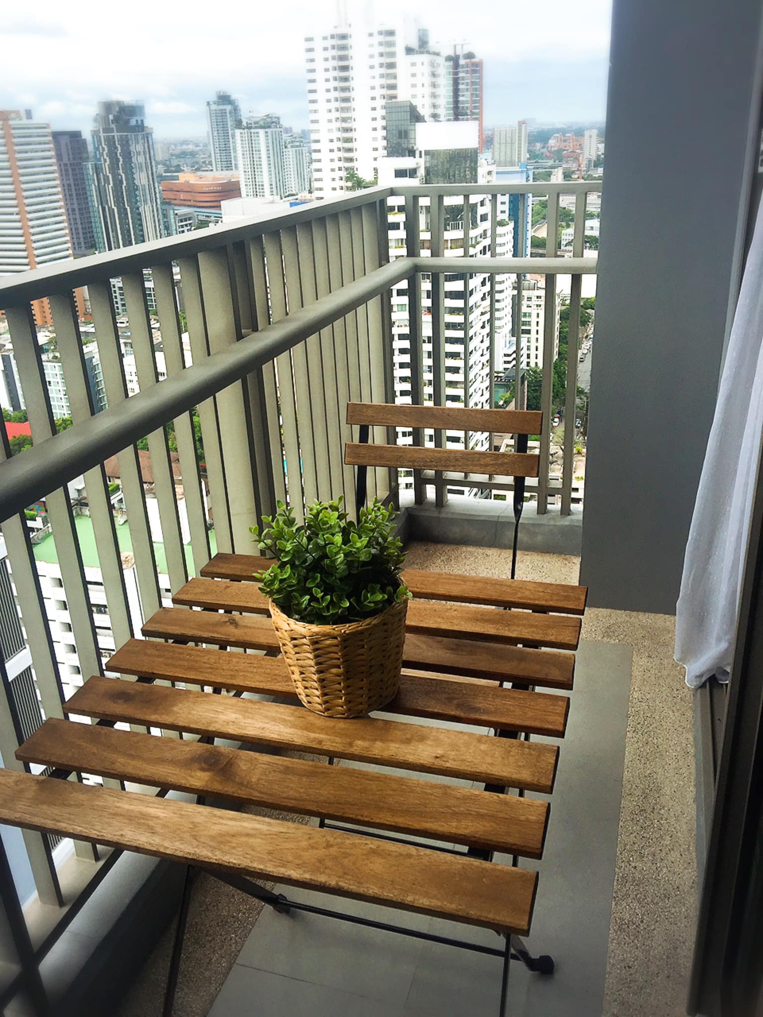 1-Bed, 1-Bath 58sqm Condo at QUATTRO by SANSIRI for Rent near BTS Thong Lo, ฿50,000/month