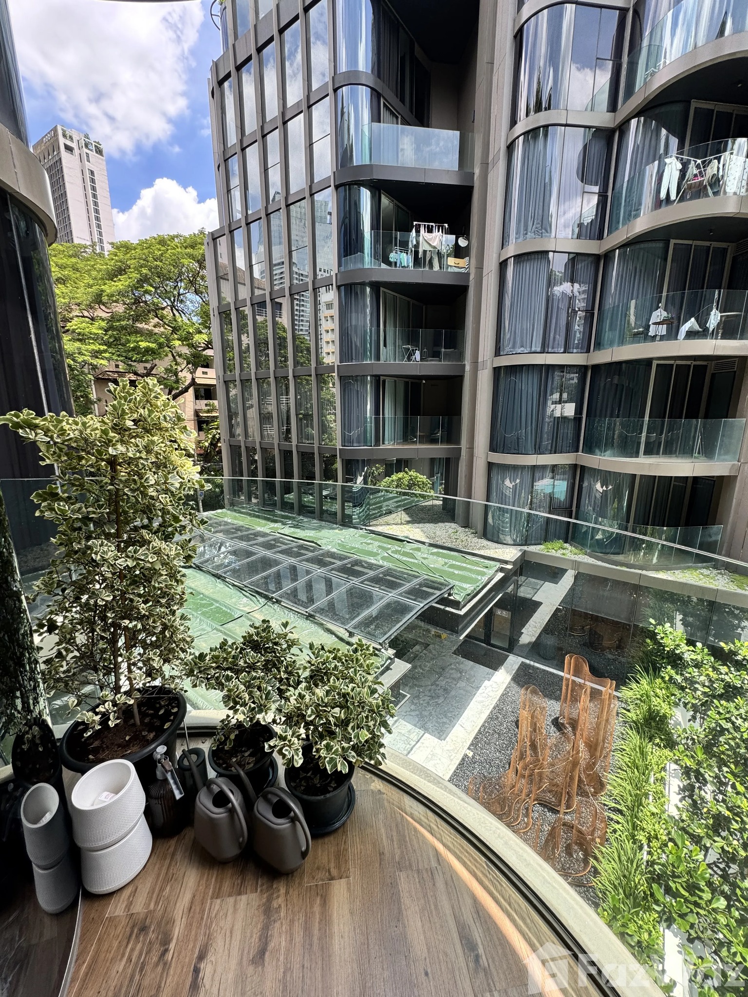 Luxurious pet-friendly 2-bedroom condo at Ashton Residence 41, 77 sqm, pool view, near BTS Phrom Phong. Rent at 80,000 THB/month, negotiable lease terms.