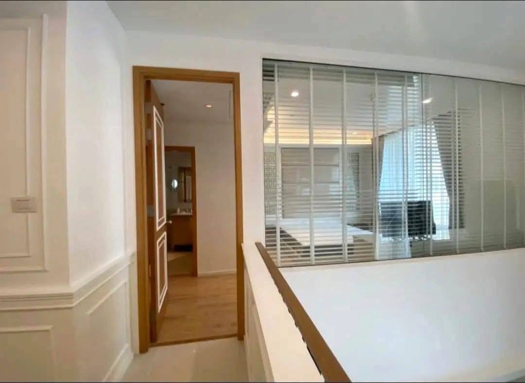 2-bed, 2-bath duplex at The Empire Place Sathorn, near BTS Chong Nonsi, 120 sqm, fully furnished, 60,000 THB/month, available from January 20, 2025.