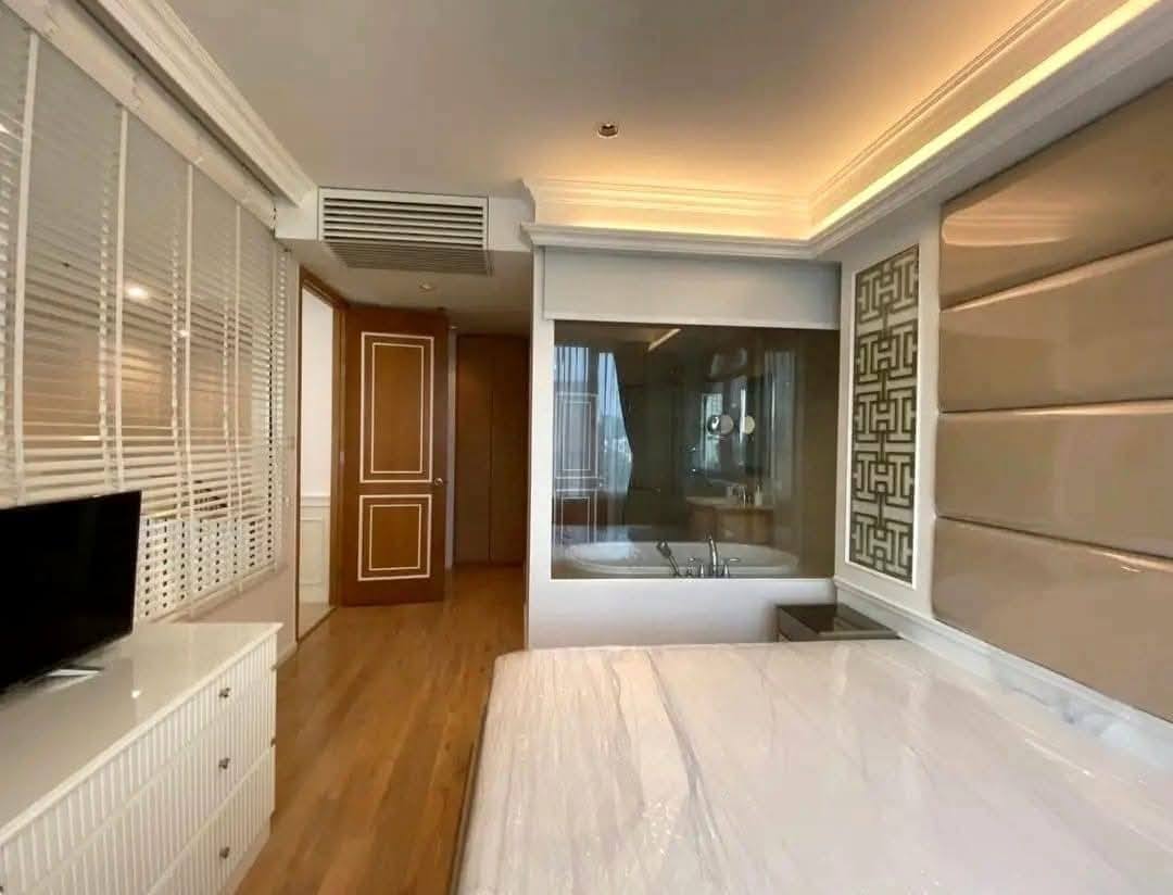 2-bed, 2-bath duplex at The Empire Place Sathorn, near BTS Chong Nonsi, 120 sqm, fully furnished, 60,000 THB/month, available from January 20, 2025.