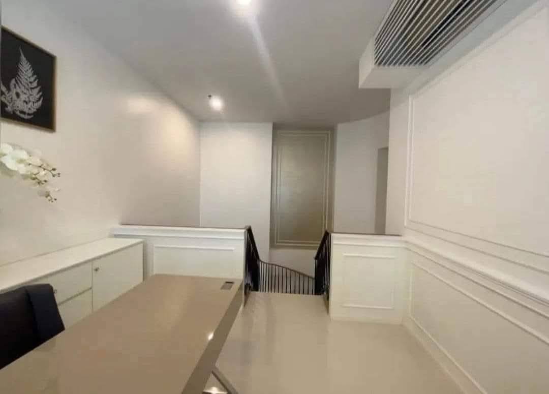 2-bed, 2-bath duplex at The Empire Place Sathorn, near BTS Chong Nonsi, 120 sqm, fully furnished, 60,000 THB/month, available from January 20, 2025.