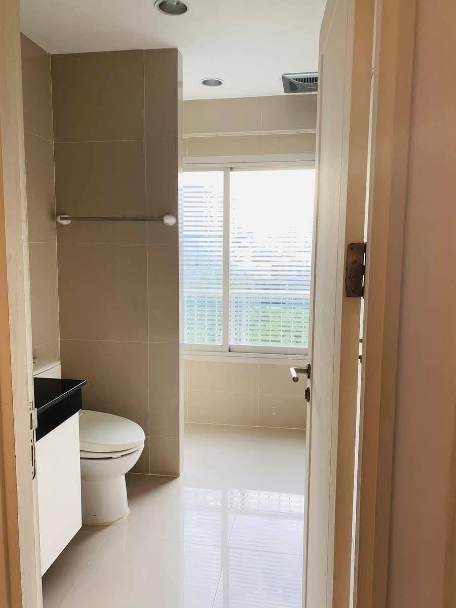 Modern 2-Bedroom, 2-Bathroom condo at Noble Ora Thonglor, 137.09 sqm, fully furnished. For rent at 70,000/month or sale at 16.9M. Near BTS.