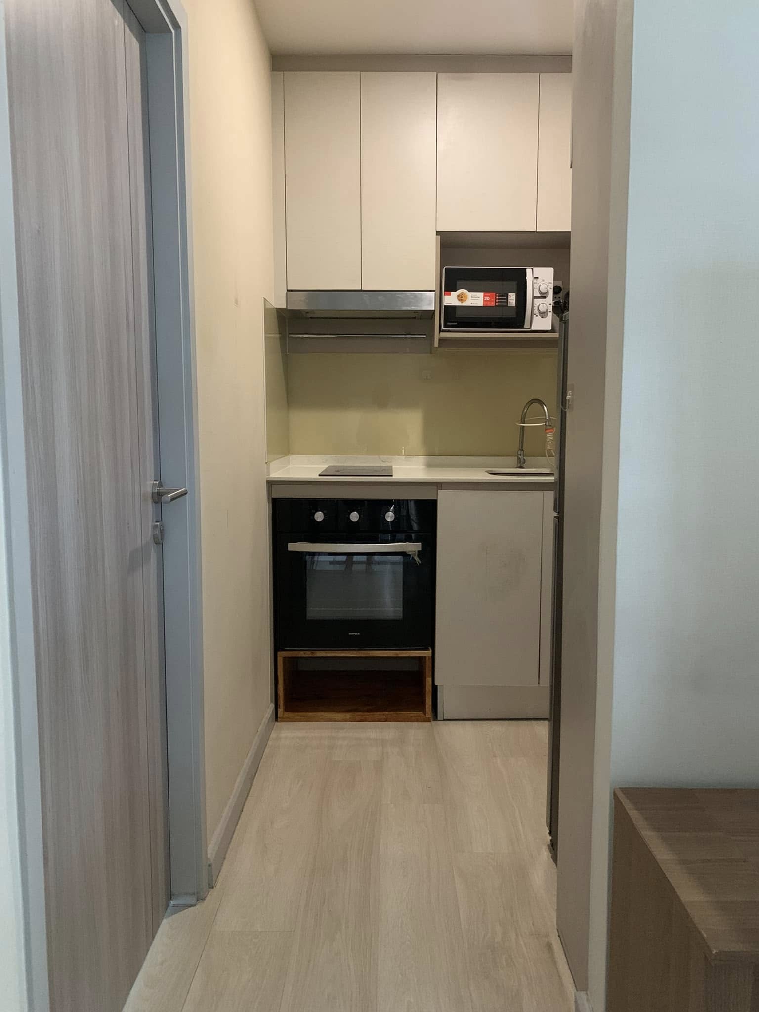 Modern 2-bedroom 1-bathroom 38 sqm condo at Knightsbridge Prime Sathorn. Rent 37,000 THB/month. Fully furnished. Near BTS Chong Nonsi, pool & gym.