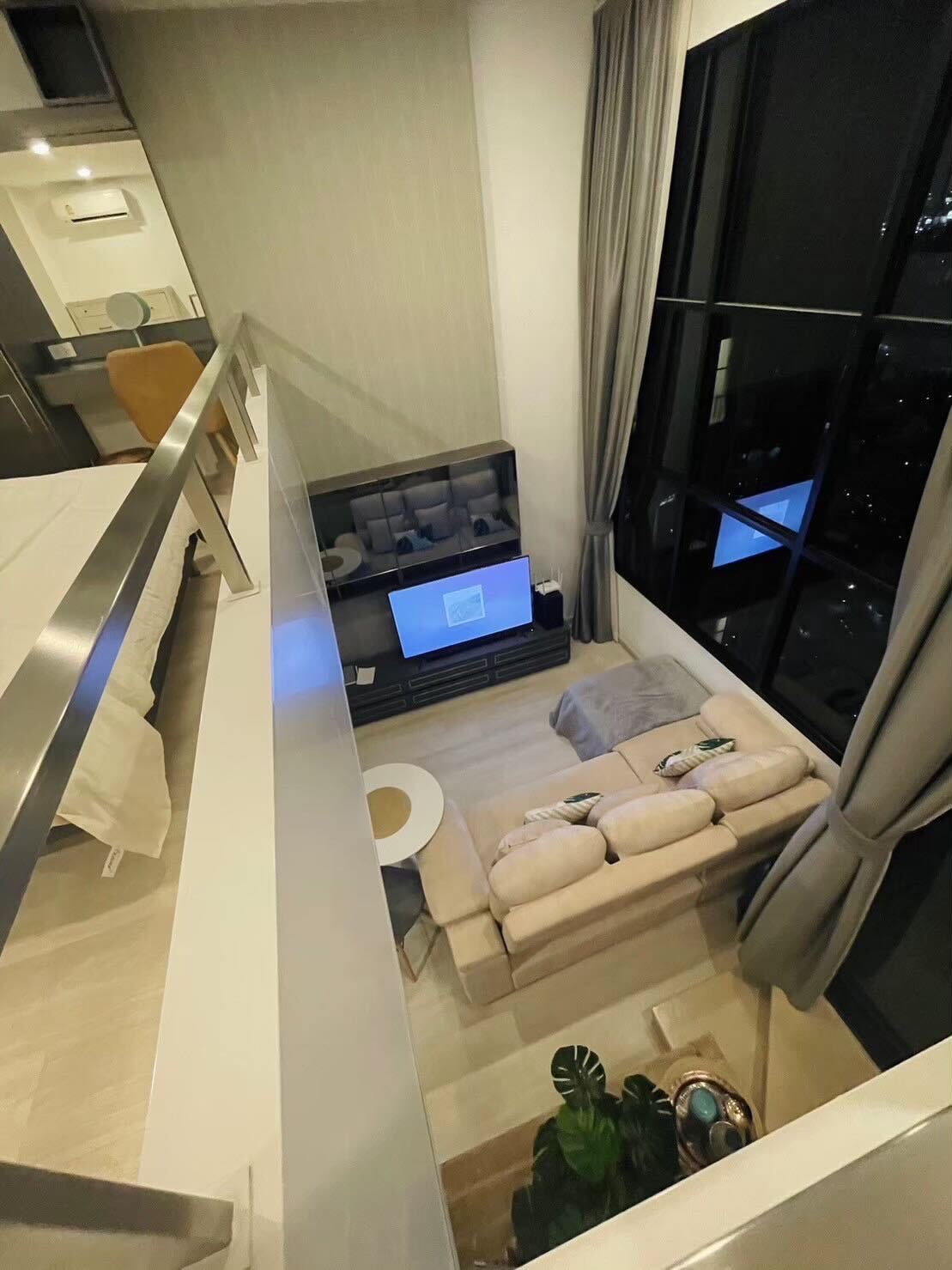 Spacious 2-bed, 2-bath condo at Supreme Ville, 118.25 sqm, for rent at 60,000 THB/month. Prime location near Lumphini MRT. Fully furnished.