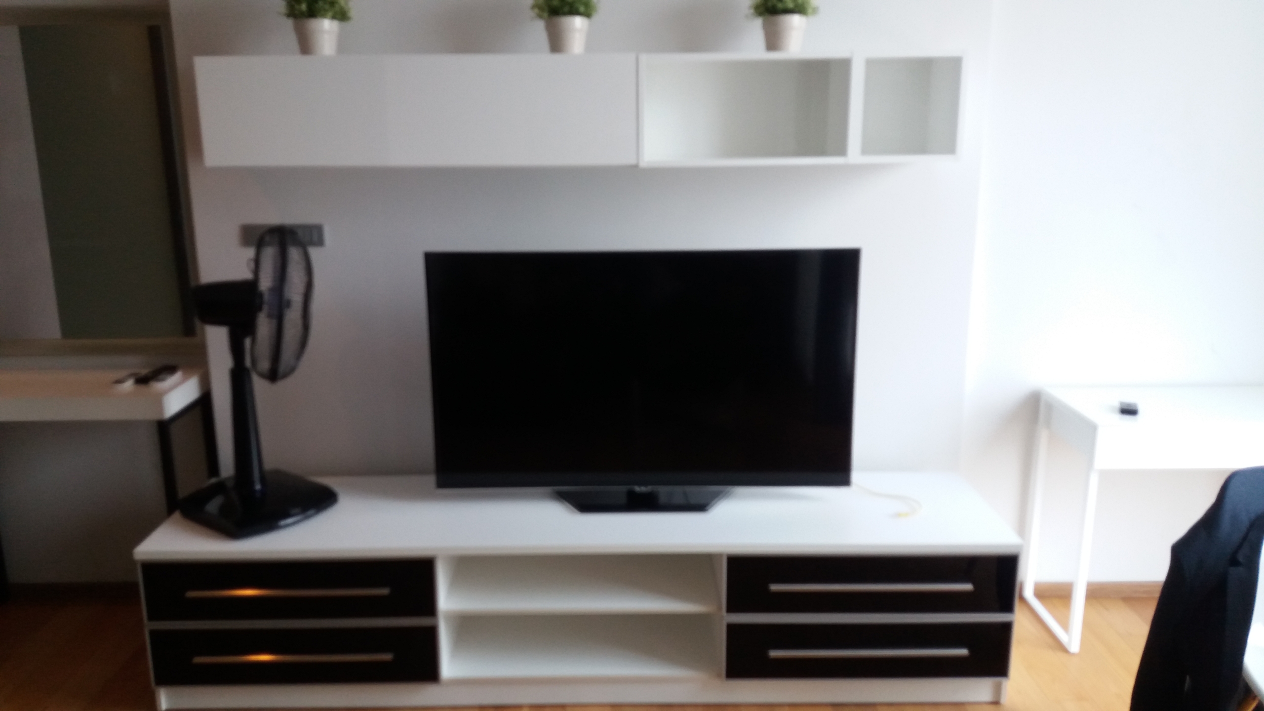 1-Bed, 1-Bath, 46sqm Hyde Sukhumvit 13 for Rent 30K THB, Near BTS Asok/MRT Sukhumvit