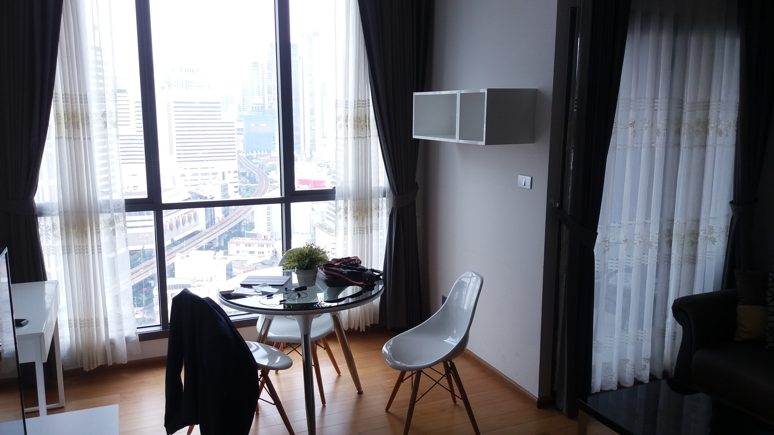 1-Bed, 1-Bath, 46sqm Hyde Sukhumvit 13 for Rent 30K THB, Near BTS Asok/MRT Sukhumvit