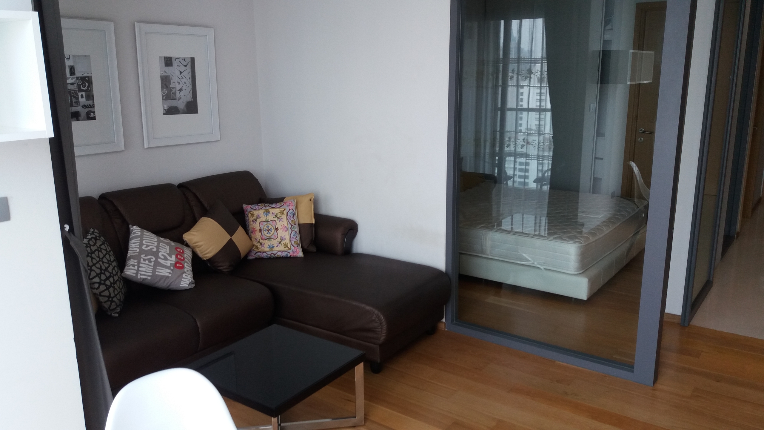 1-Bed, 1-Bath, 46sqm Hyde Sukhumvit 13 for Rent 30K THB, Near BTS Asok/MRT Sukhumvit