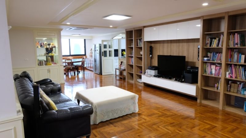 4-Bedroom, 3-Bath, 223sqm Condo at President Park 24, Sukhumvit 24, For Sale at ฿19M, Near Phrom Phong BTS, Luxury Living in Bangkok's Prime Location