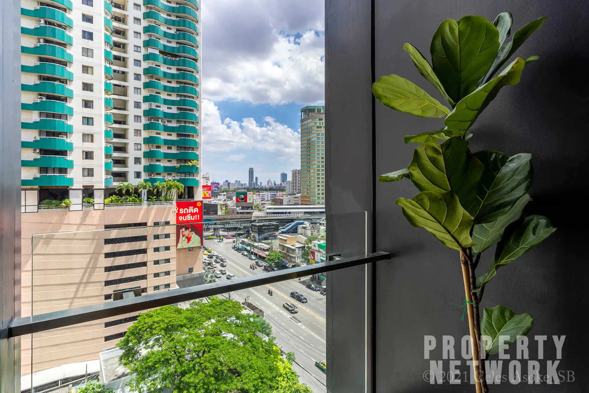 1-Bedroom, 1-Bath, 42sqm Condo at Celes Asoke, For Rent 35K THB/month, Near MRT Sukhumvit & BTS Asoke, Fully Furnished, Prime Bangkok Location