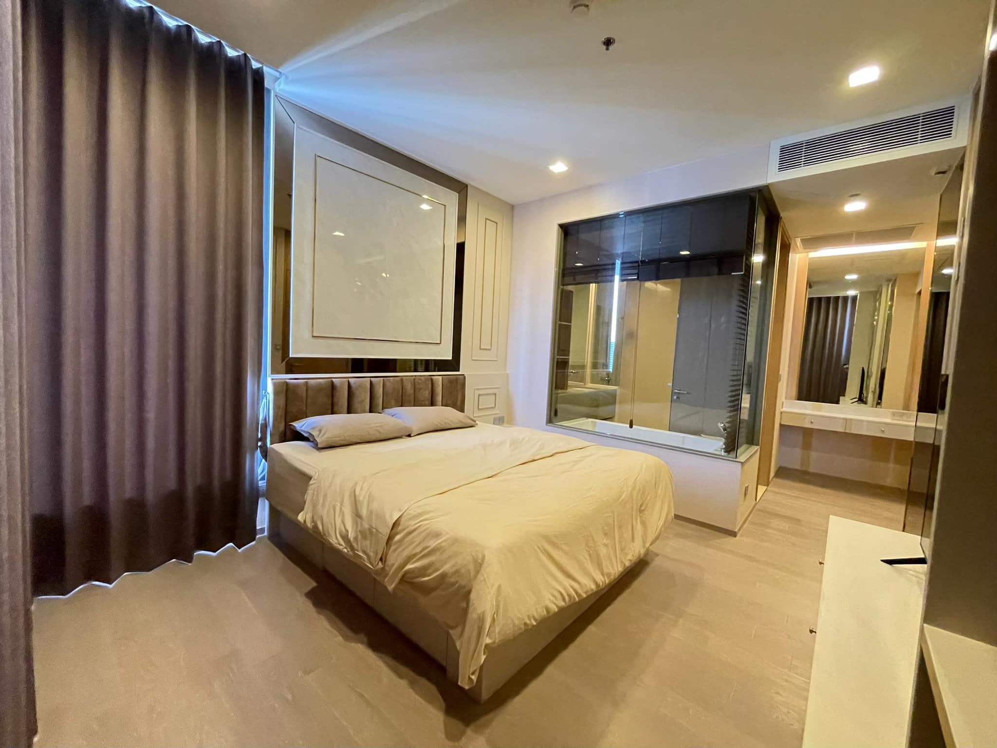 1-Bedroom, 1-Bathroom, 51sqm Condo at The ESSE Asoke for Rent, 50K THB, Near Asoke BTS, MRT Sukhumvit
