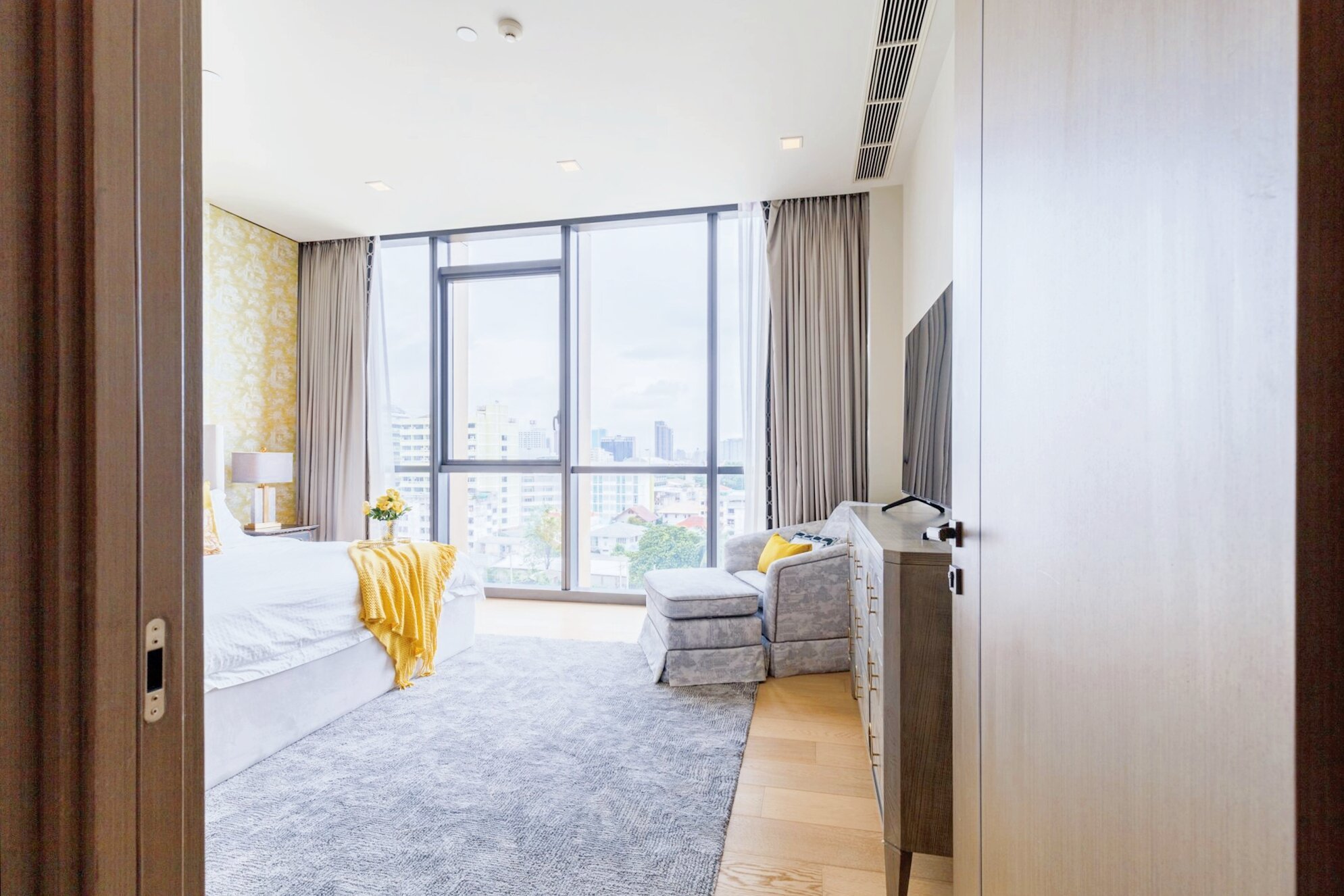 2BR, 3BTH, 125sqm The Monument Thong Lo, BTS Thong Lo, Rent 150K-180K, Sale 37M