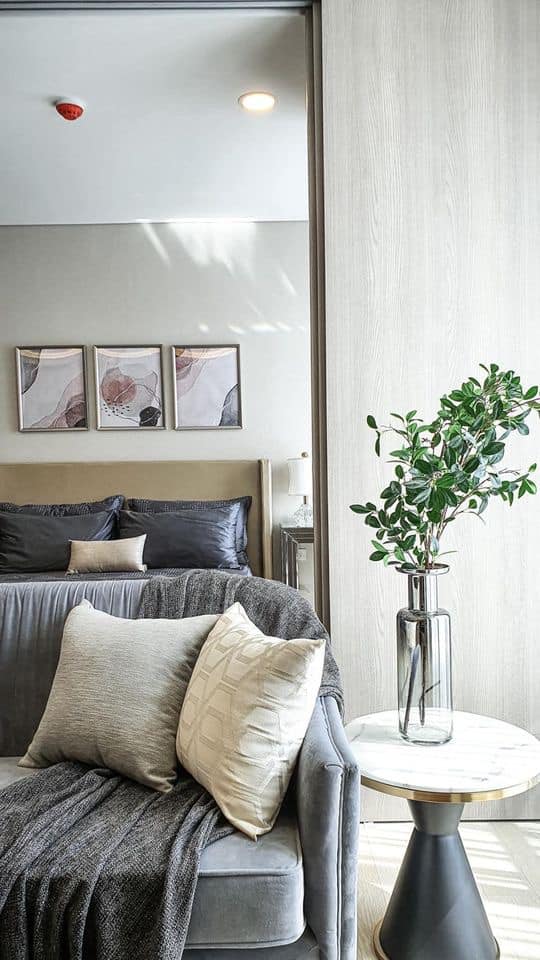 1BR, 1BTH, 35sqm Siamese Exclusive Queens, MRT Queen Sirikit, For Sale 9.3M THB